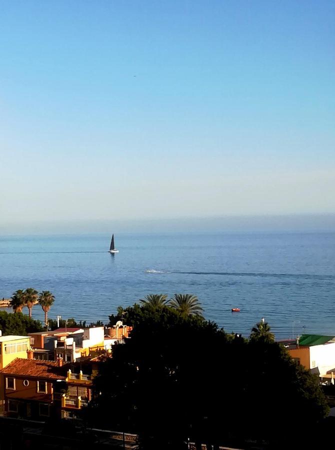 Habitaciones Frente A La Playa Malaga Exterior photo